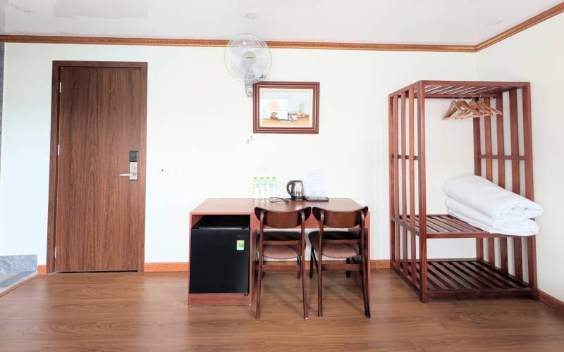 Vista Tam Coc Hotel - Ninh Binh - Workstation Desk Vista Tam Coc Hotel - Ninh Binh - Workstation Desk