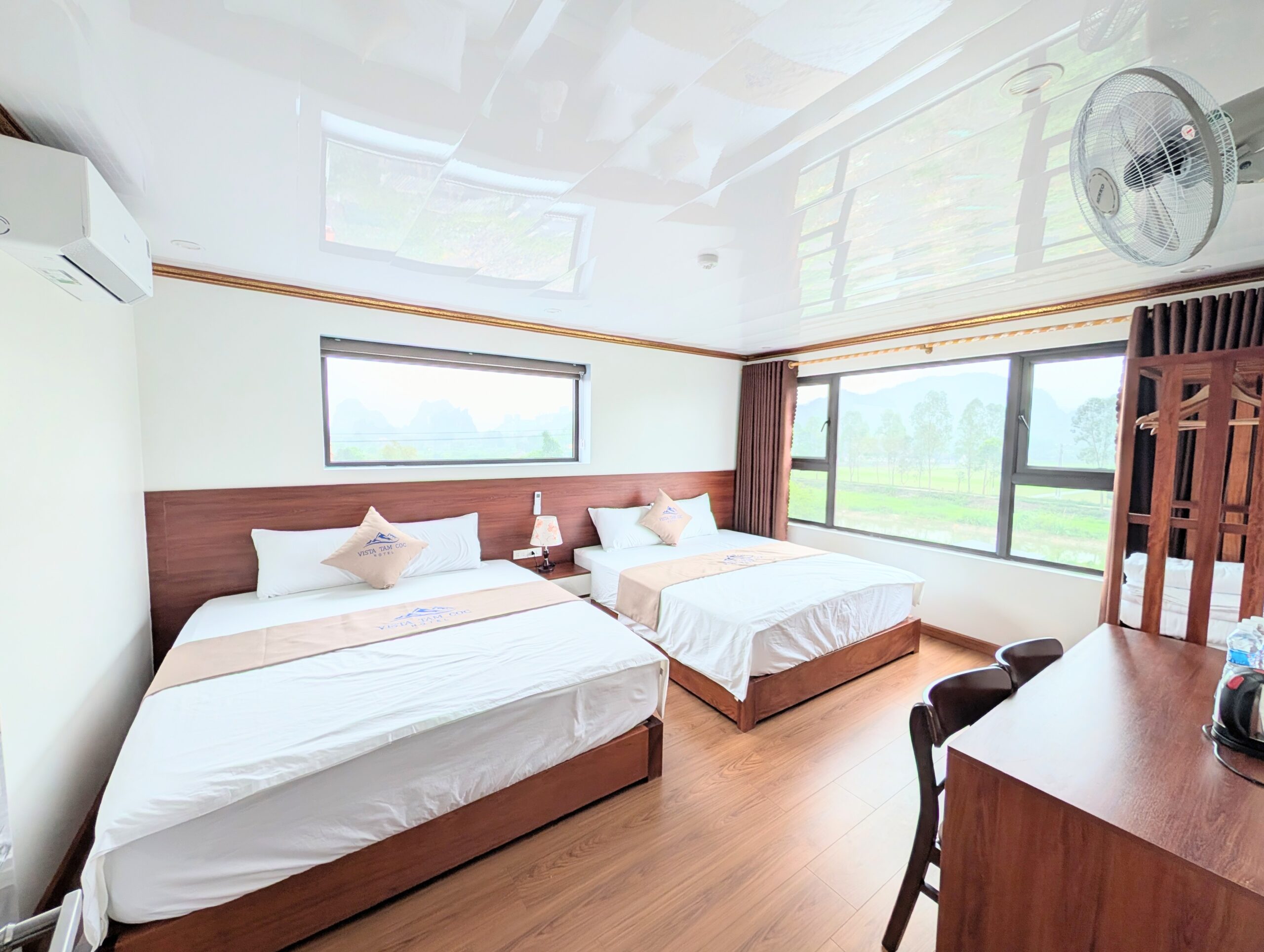 Vista Tam Coc Hotel - Ninh Binh - Twin Double Bed Room